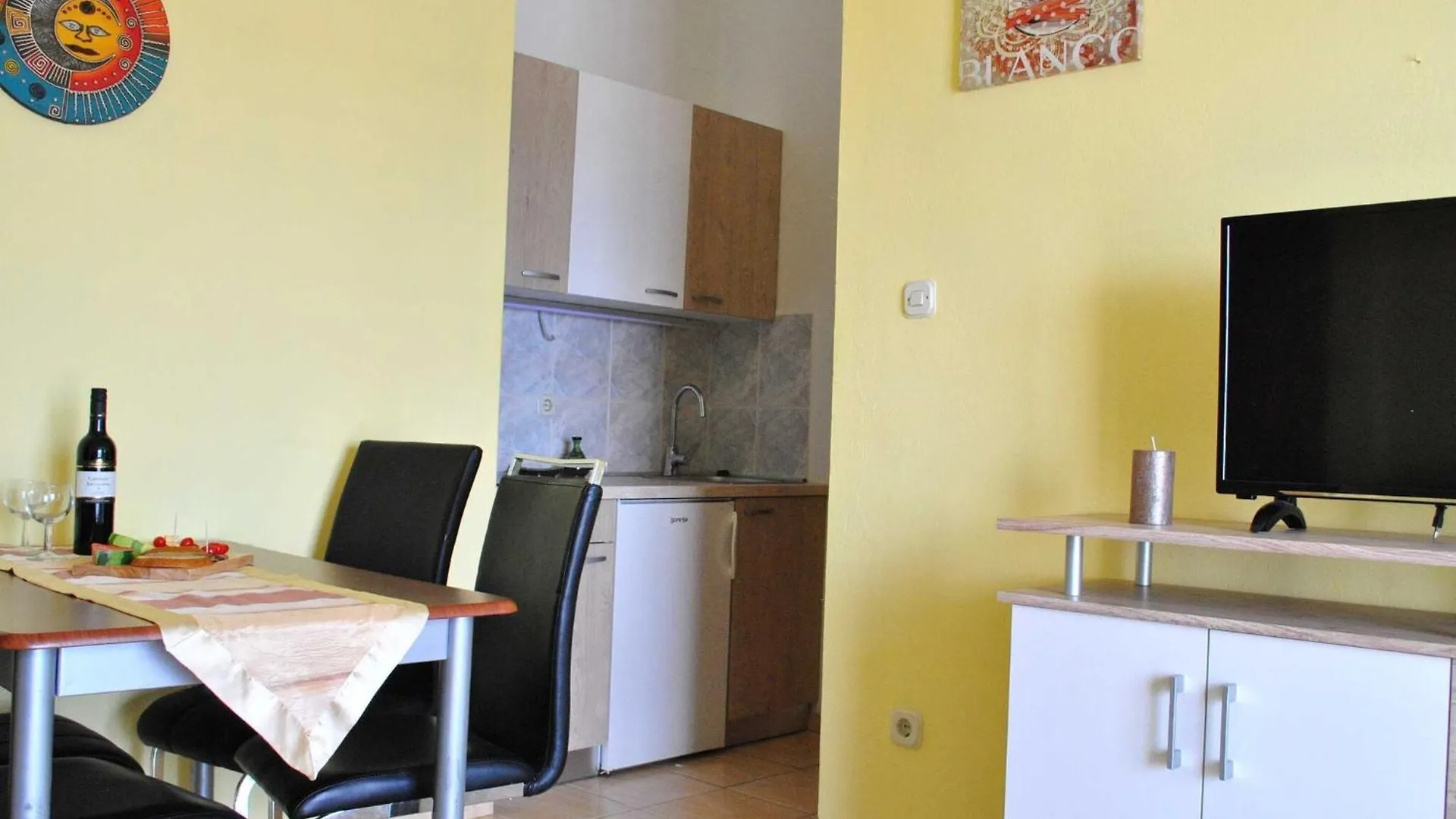 Apartments Smokvica Starigrad Paklenica